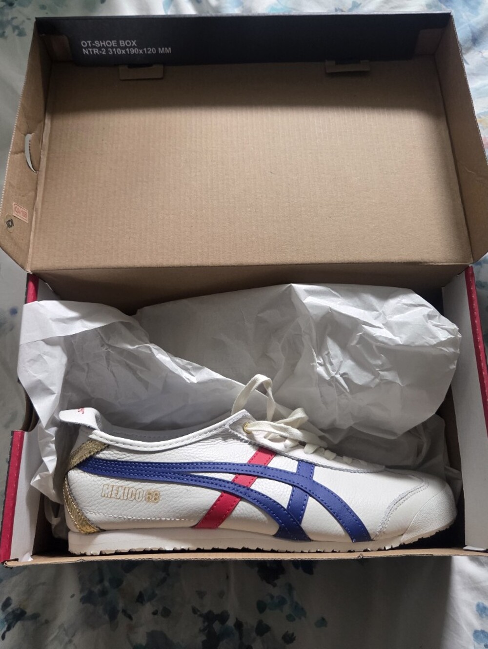 Onitsuka Tiger Mexico 66 Sneaker White/Dark Blue - NWT
